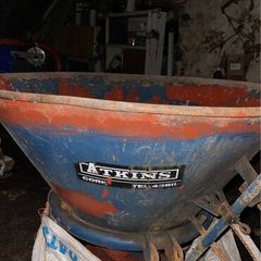 Fertilizer Spreader