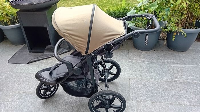 Jogging stroller
