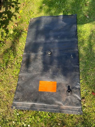 Bladder tank