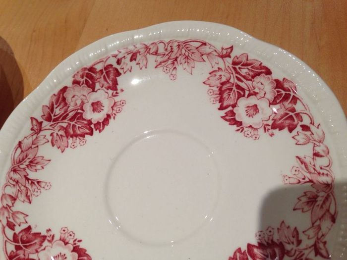 Vintage Alfred Meakin Saucers
