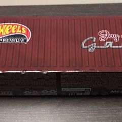 HotWheels Premium Jay Leno's Garage Container Set
