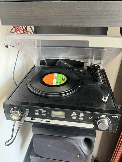 Vinyl players with Cassette & MP3