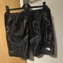 North face shorts and t shirt Image 3