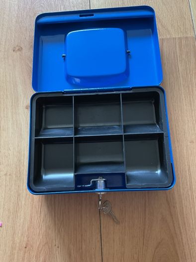 5 Star Steel Cash box 8 inch Brand New