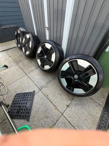 ID Buzz Original 21" Alloys