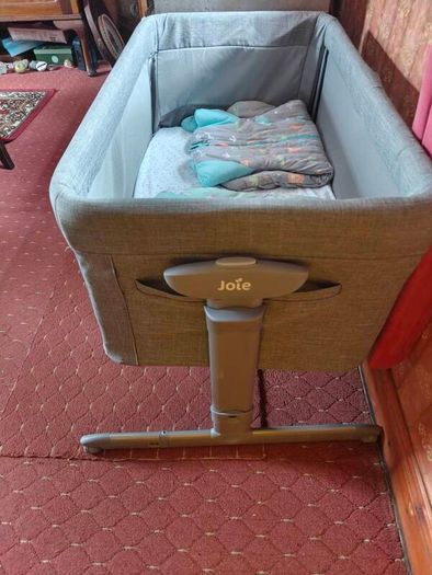 travel cot