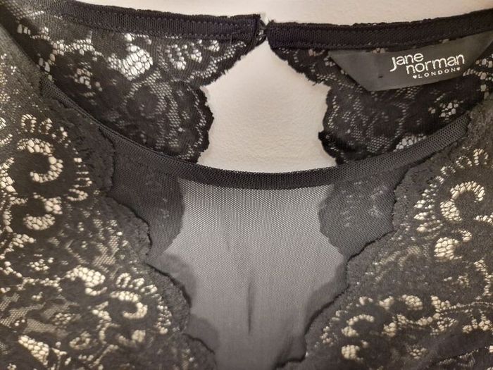Elegant Black Lace Dress