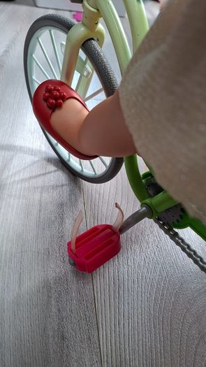 Our Generation 18" Doll with Delivery Tricycle & Pizza Chef Set