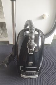 Miele  C3 Hoover
