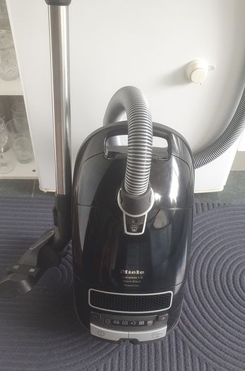 Miele  C3 Hoover