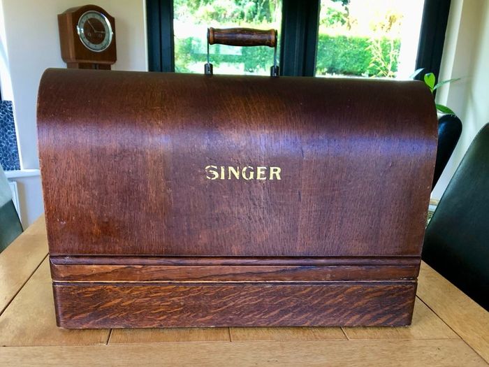 Singer Sewing Machine