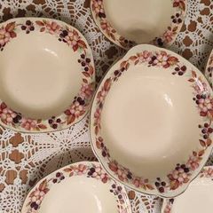 Vintage Alfred Meaking Flower & Berries