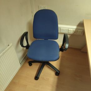 Swivel Office Chair