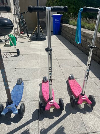 3 maxi micro scooters
