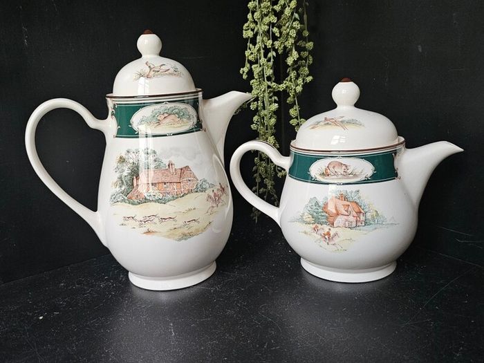 Arklow Keltcraft Noritake "Pursuit" Teapot and Coffee Pot