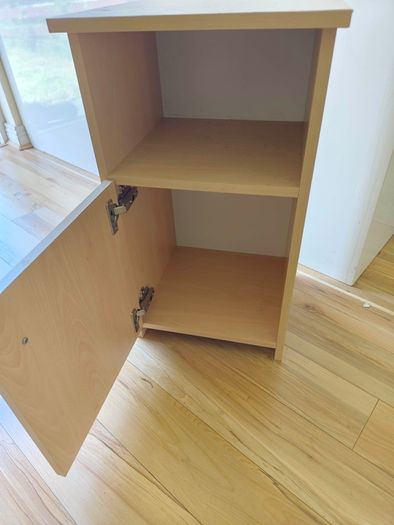 Bedside lockers