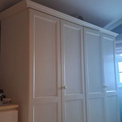 Beautiful, well made and sturdy free standing wardrobe