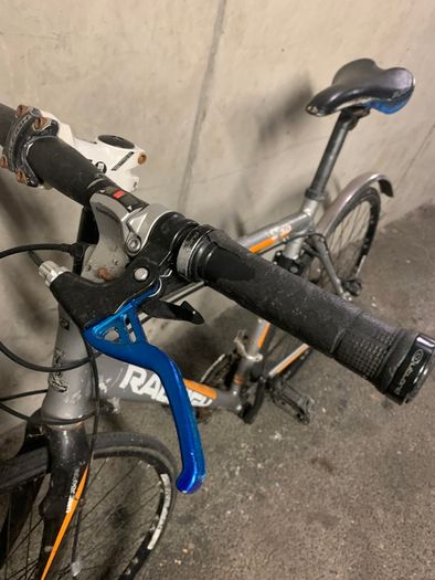 Raleigh Speed Hybrid Bike Disc Brakes and Raised Handlebars for Comfort