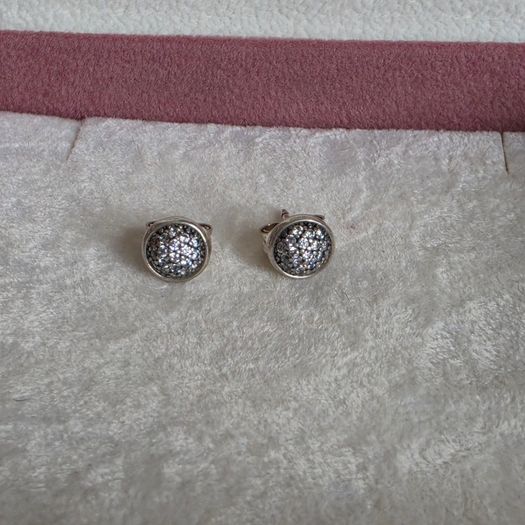 Pandora dazzling  earrings clear cubic zirconia very good condition