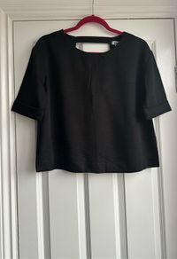 Bnwt DKNY black top
