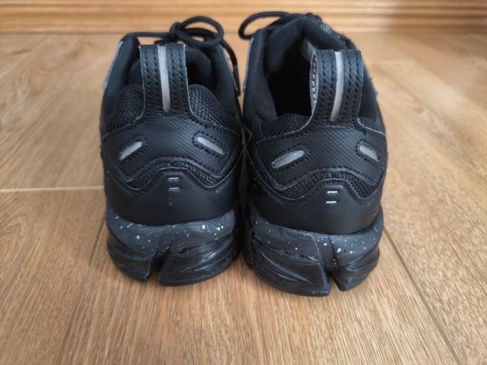 Asics Gel Quantum 180 Trainers