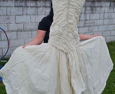wedding dress Ian Stuart