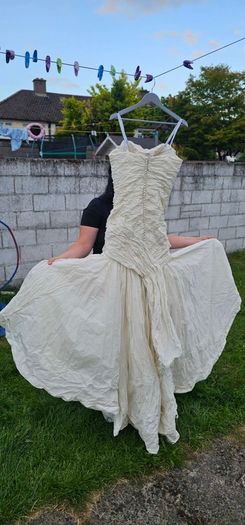 wedding dress Ian Stuart