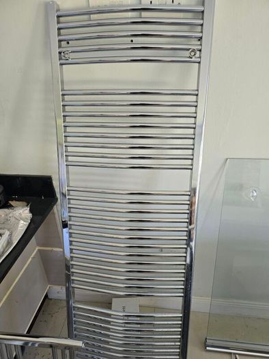 Towel Rail x2