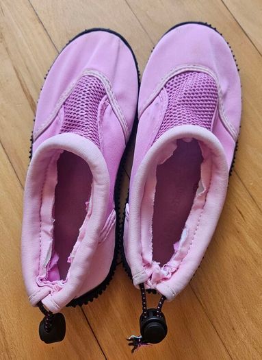 Girls Water Shoes UK 1