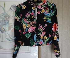Zara jacket brand new with tags  Postage included
