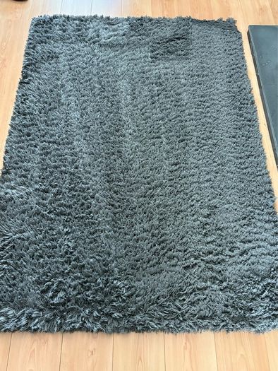 Grey super soft rug