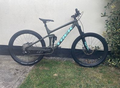 Trek Remedy 8 Full Suspension Mountain Bike