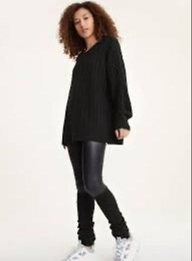 DKNY Black knit jumper and leg warmers size XL