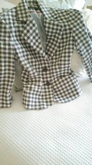 Grey & White Checkered Blazer - Size 8