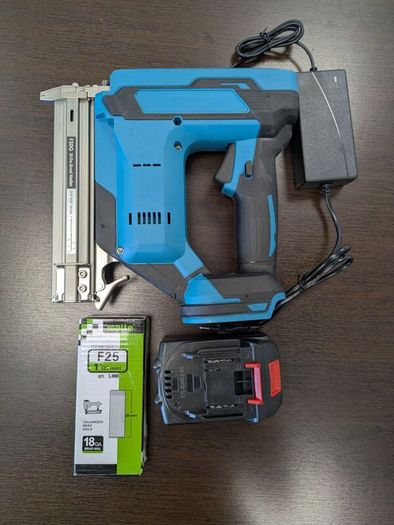 Nail gun (cordless)
