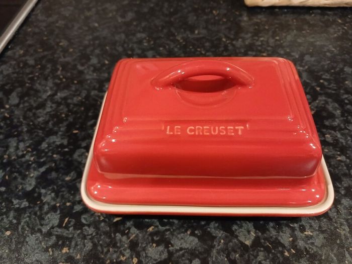 Le Creuset butter dish