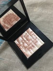 Bobbi brown limited edition highlighter in pink glow
