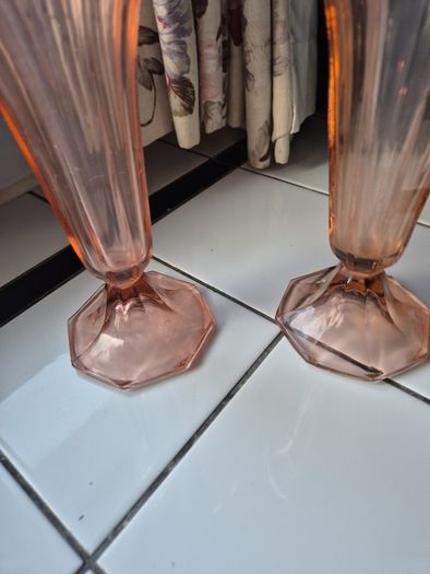 Pair of Art Deco Vintage 1930s Tulip vases