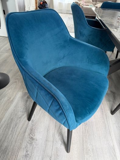 6 chairs