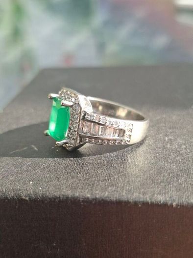 Lovely Vintage Ladies 925 Sterling Silver Ring