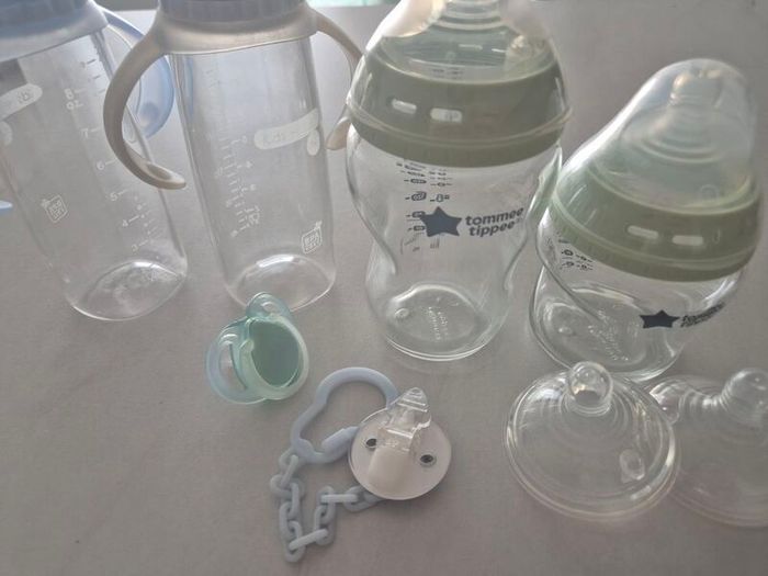 glass baby bottle