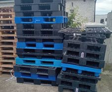 plastic pallets