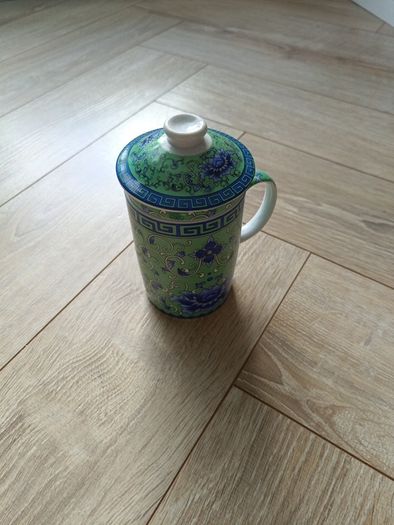 Tea pot