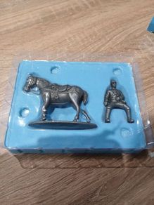 Atlas Editions 1/32 French Brigadier And Horse