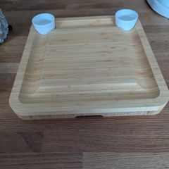Wooden cheese board and knife set