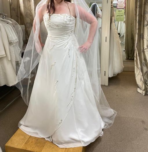 wedding dress