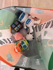 toys