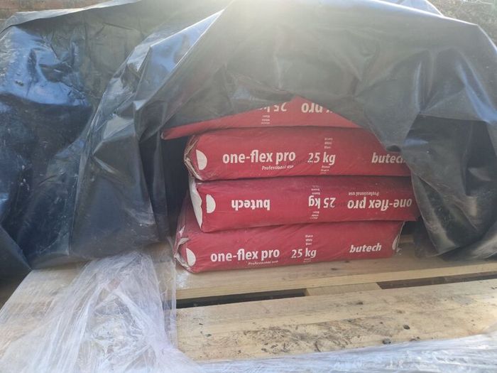 Quick Sale porcelain tiles plus adhesive and grout