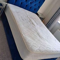New Stylish Double 4ft, 4ft6, King 5ft And 6ft Superking Sizes Divan Beds Instock. Drawers And Optional Tufted Mattresses Available. Free Delivery