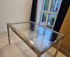 Extendable Dining Table